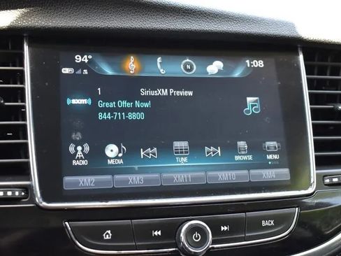 Used 2020 Buick Encore Essence FWD image 23