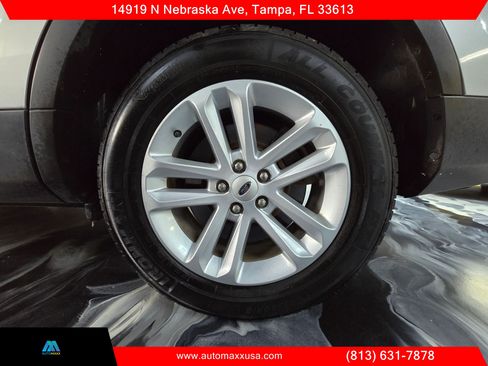 Used 2016 Ford Explorer XLT w/ Equipment Group 202A FWD image 40