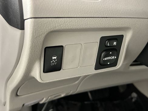 Used 2011 Toyota Corolla LE w/ Preferred Accessory Pkg FWD image 29