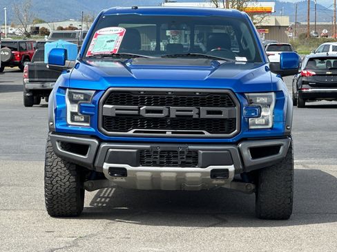 Used 2018 Ford F150 Raptor w/ Equipment Group 802A Luxury image 6