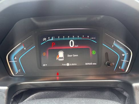 Used 2022 Honda Odyssey Touring image 21