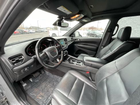 Used 2022 Dodge Durango GT image 2