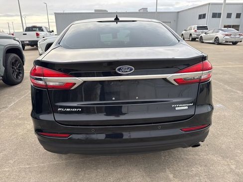 Used 2019 Ford Fusion SEL image 9