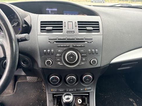 Used 2013 MAZDA MAZDA3 i Touring FWD image 24