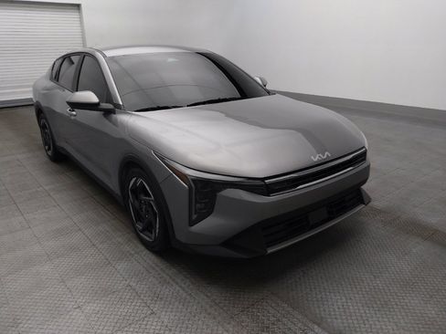 Used 2025 Kia K4 EX image 13