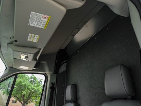 Used 2019 Ford Transit 350 148 Medium Roof RWD image 20