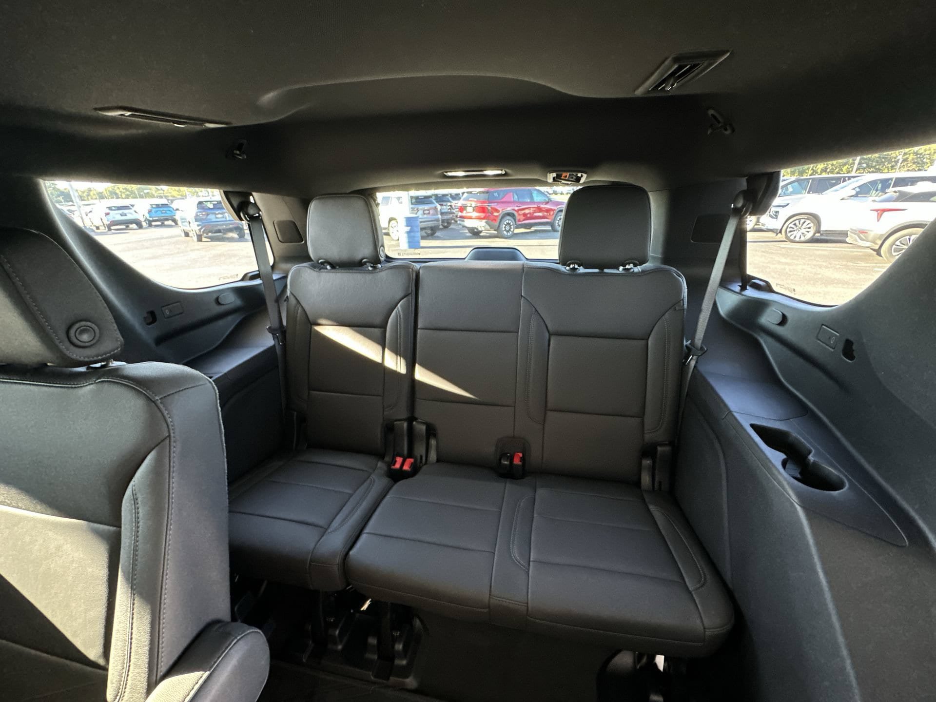New 2026 Chevrolet Tahoe Z71 w/ Comfort Package AWD/4WD image 38