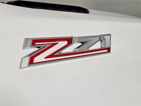 Used 2023 Chevrolet Silverado 3500 LT w/ Convenience Package image 10