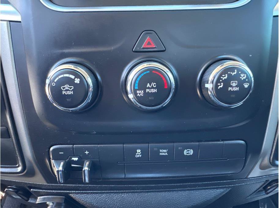 Used 2014 RAM 2500 SLT AWD/4WD image 29