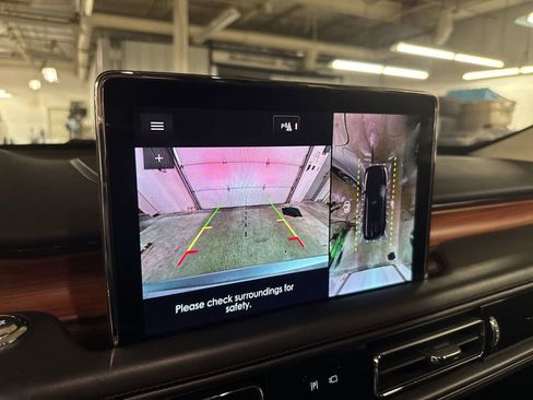 Used 2021 Lincoln Aviator Grand Touring w/ Equipment Group 302A image 24