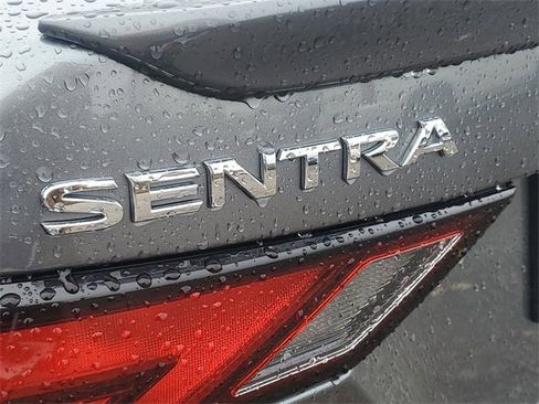 Used 2022 Nissan Sentra SR image 7