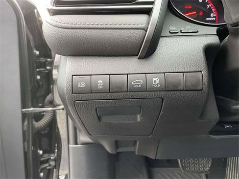 Used 2021 Toyota Camry XSE image 21