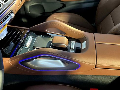 New 2026 Mercedes-Benz GLS 450 4MATIC image 10