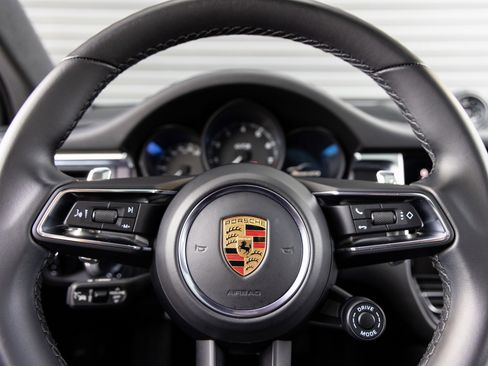 Certified 2023 Porsche Macan GTS w/ Premium Package Plus image 14