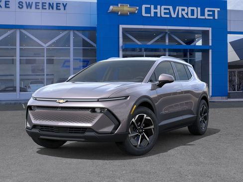 New 2026 Chevrolet Equinox EV LT AWD/4WD image 6