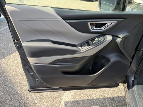 Used 2023 Subaru Forester Limited image 35