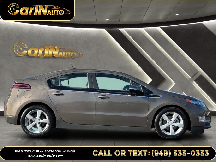 Used 2014 Chevrolet Volt w/ Enhanced Safety Package 1 FWD image 4