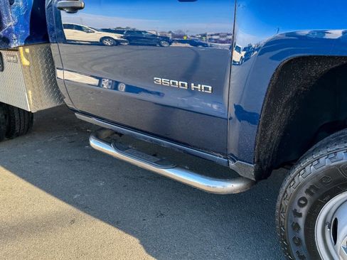 Used 2017 Chevrolet Silverado 3500 W/T w/ WT Convenience Package image 15