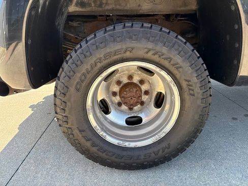 Used 2015 Ford F350 XLT w/ FX4 4x4 Off Road Package image 50
