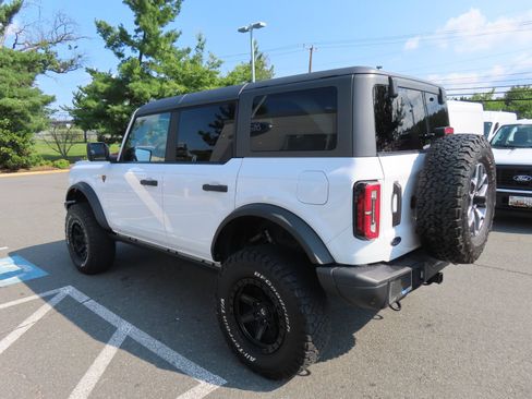 Used 2023 Ford Bronco Badlands AWD/4WD image 7