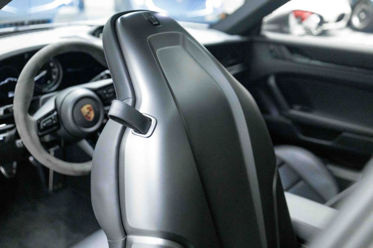 Used 2023 Porsche 911 Carrera T RWD image 75