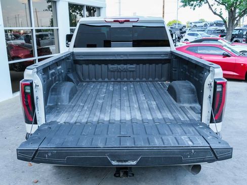 Used 2026 GMC Sierra 2500 AT4 AWD/4WD image 55