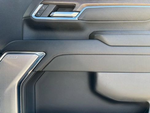 Used 2024 Chevrolet Silverado 3500 High Country w/ Technology Package image 28