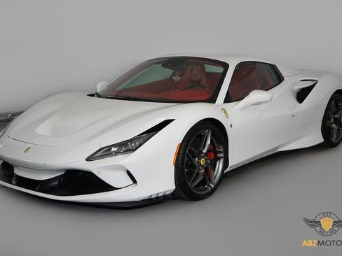 Used 2023 Ferrari F8 Tributo image 3