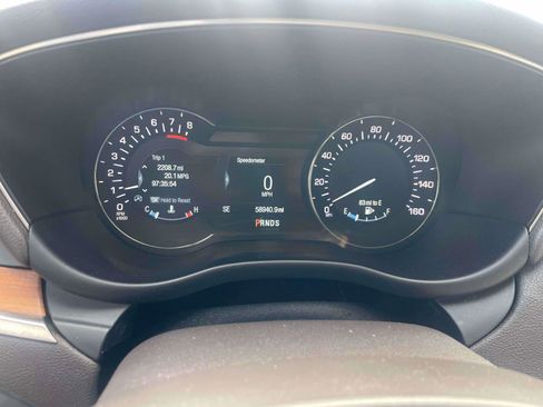 Used 2019 Lincoln MKC Select w/ Select Plus Package image 9