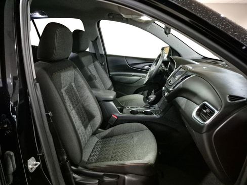Used 2023 Chevrolet Equinox LT FWD image 18