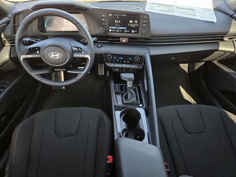 New 2026 Hyundai Elantra SEL Sport Premium FWD image 19