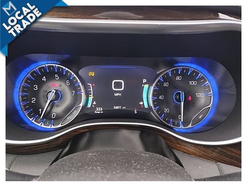 Used 2022 Chrysler Pacifica Limited image 17