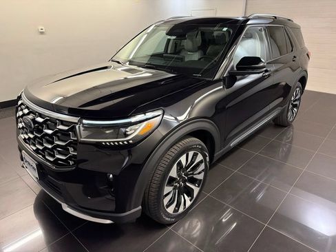 New 2026 Ford Explorer Platinum w/ LUX Leather Package AWD/4WD image 3