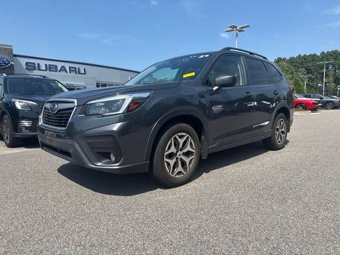 Used 2021 Subaru Forester Premium AWD/4WD image 1