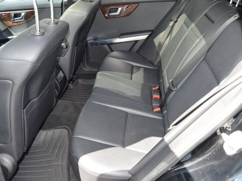 Used 2013 Mercedes-Benz GLK 350 4MATIC image 33
