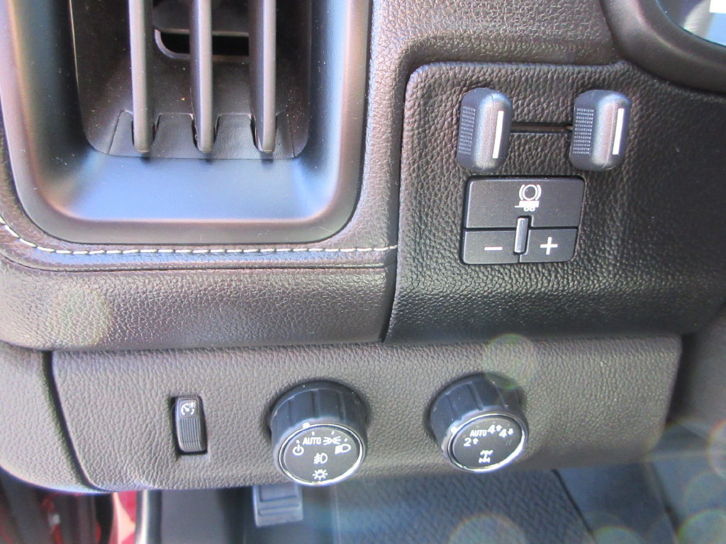Used 2021 GMC Canyon Denali AWD/4WD image 24