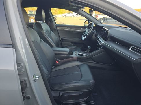Used 2022 Kia K5 GT-Line AWD/4WD image 11