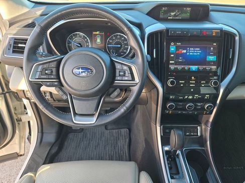 Used 2022 Subaru Ascent Limited image 12
