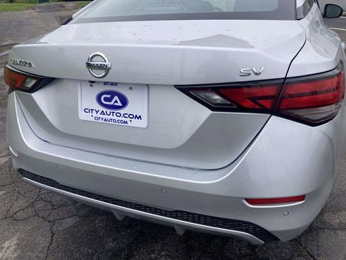 Used 2022 Nissan Sentra SV FWD image 11