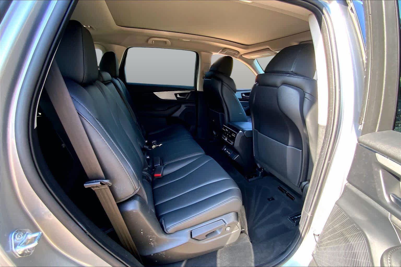Used 2024 Acura MDX FWD image 20