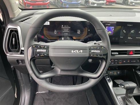 New 2026 Kia Sorento S image 12