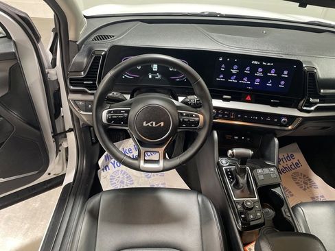Certified 2023 Kia Sportage EX image 26