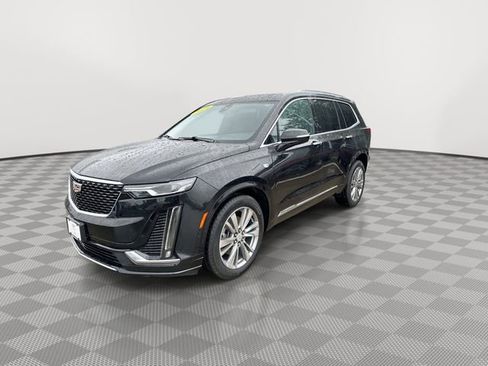 Certified 2023 Cadillac XT6 Premium Luxury w/ Technology Package AWD/4WD image 4