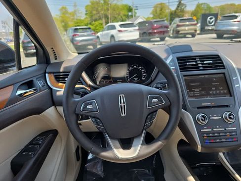 Used 2015 Lincoln MKC AWD w/ Equipment Group 102A Reserve image 17
