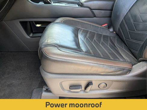Used 2023 Nissan Pathfinder Platinum w/ Lighting Package (N93) FWD image 19