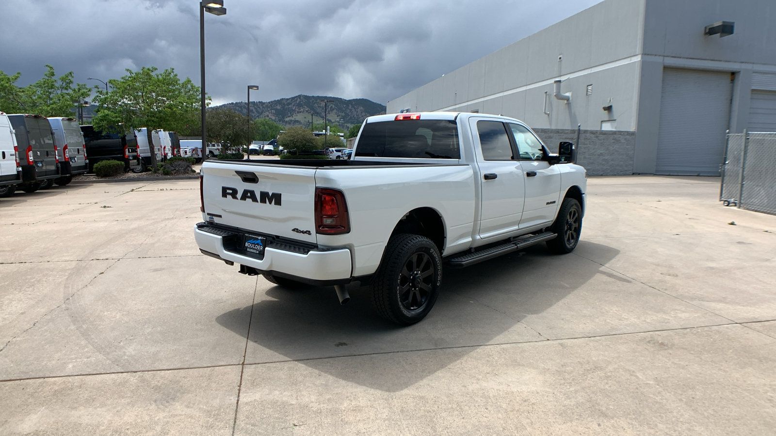 Used 2025 RAM 2500 Big Horn AWD/4WD image 5
