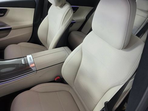 New 2026 Mercedes-Benz C 300 Sedan image 8