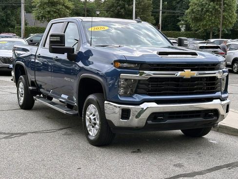 Used 2026 Chevrolet Silverado 2500 LT AWD/4WD image 5