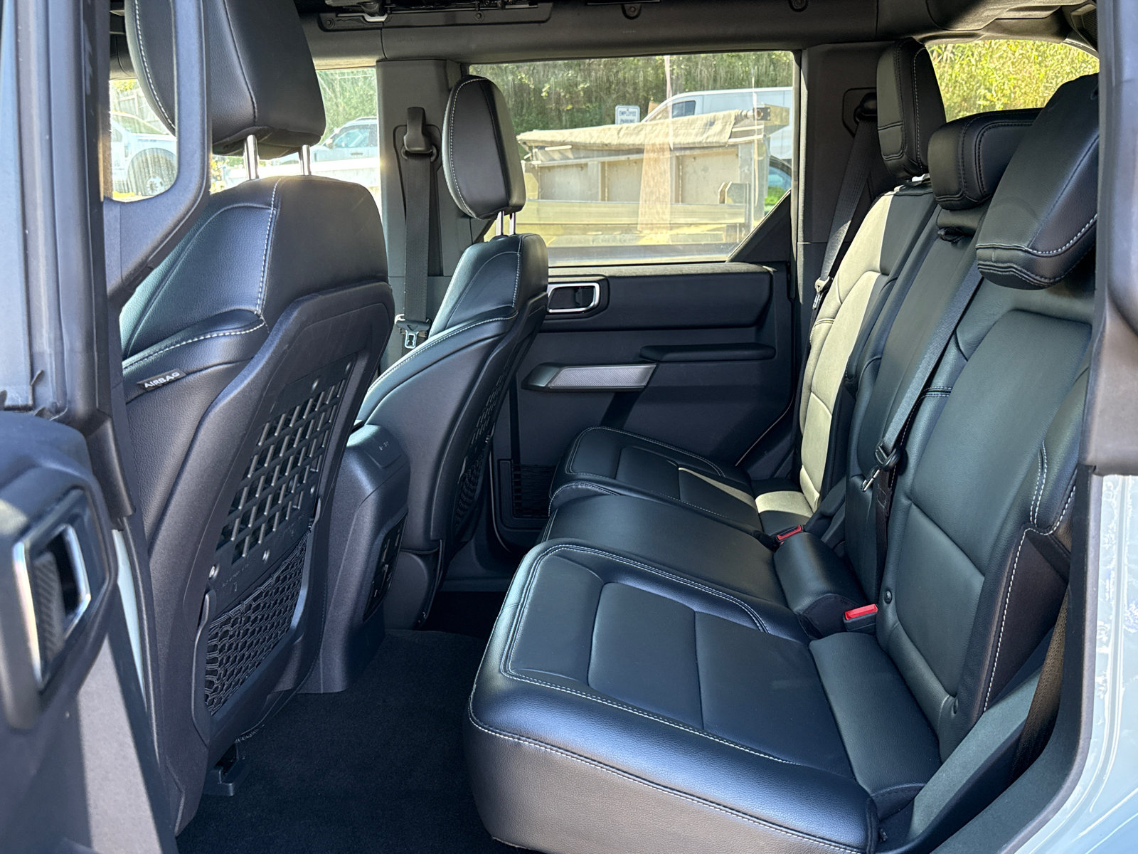 Used 2021 Ford Bronco First Edition AWD/4WD image 23