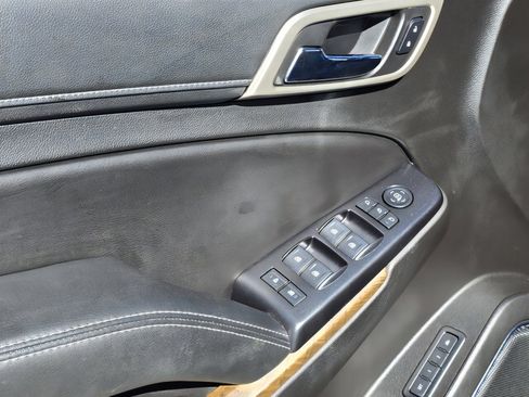 Used 2019 GMC Yukon Denali image 14